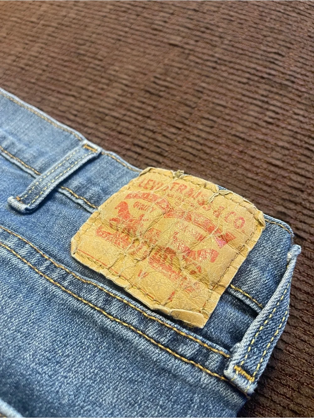 Levi's Men's Light Blue Straight Jeans